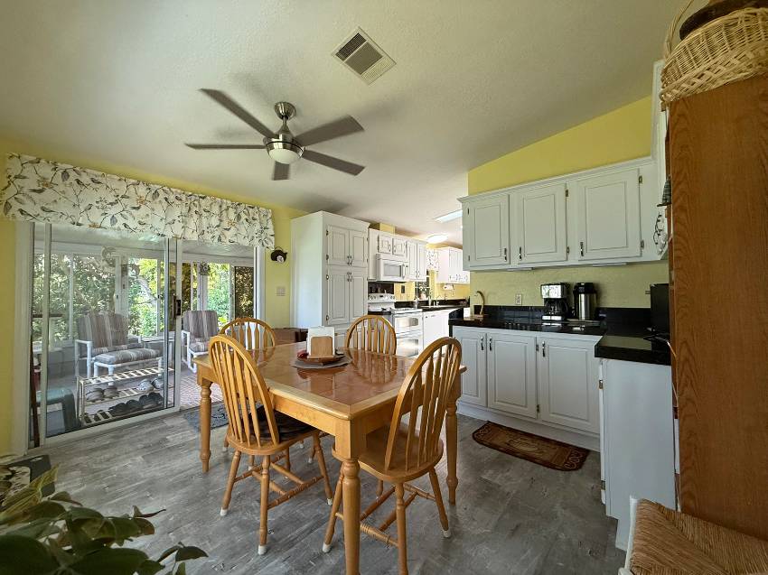 225 Bouganvillea Lane a Parrish, FL Mobile or Manufactured Home for Sale
