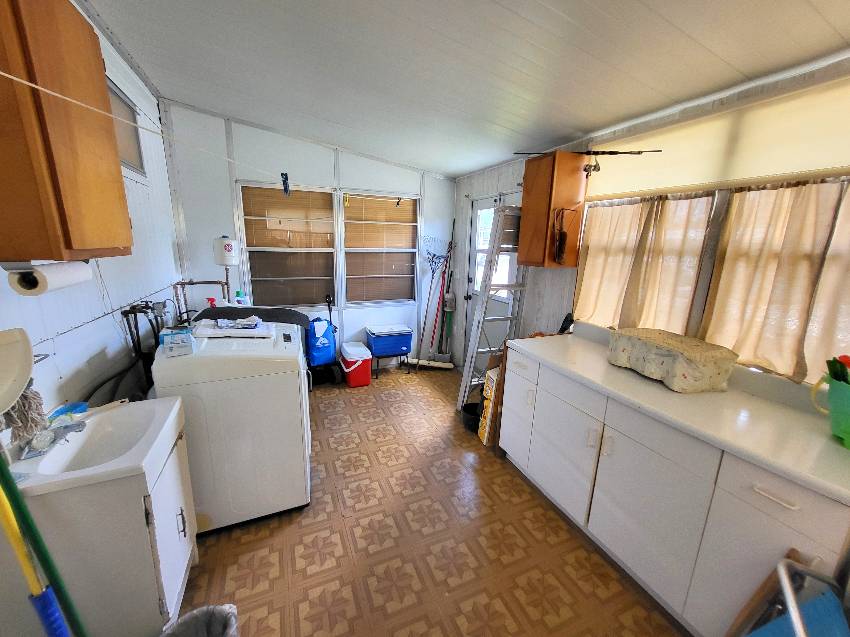 3223 N Lockwood Ridge Rd Lot 69 a Sarasota, FL Mobile or Manufactured Home for Sale