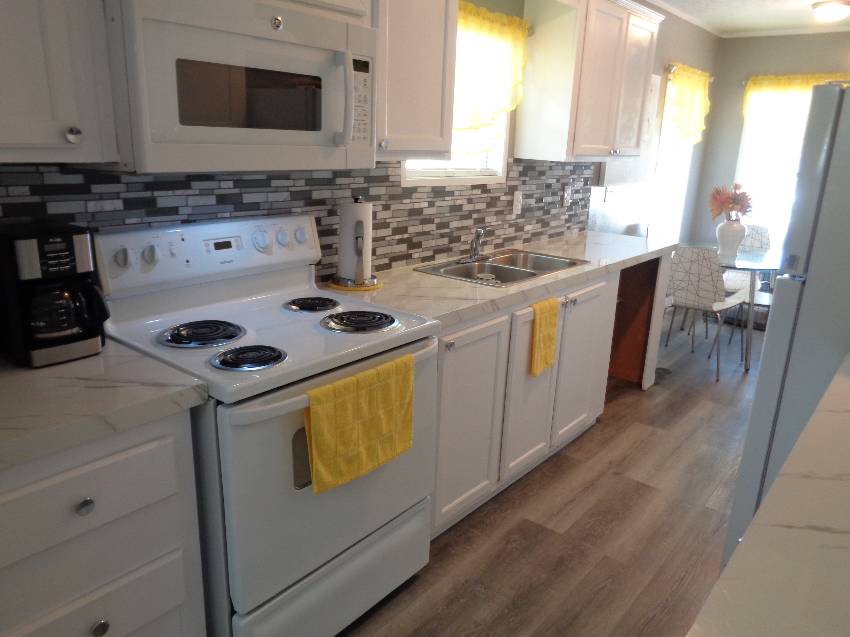 1234 Reynolds Rd #13 a Lakeland, FL Mobile or Manufactured Home for Sale