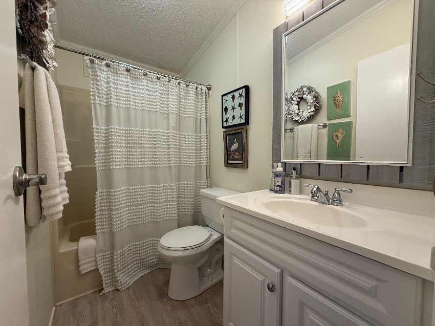 5331 Sherbourne Circle a Sarasota, FL Mobile or Manufactured Home for Sale