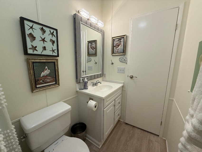 5331 Sherbourne Circle a Sarasota, FL Mobile or Manufactured Home for Sale