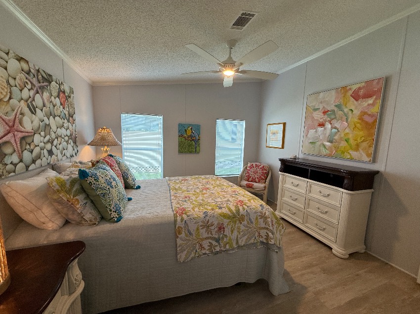5331 Sherbourne Circle a Sarasota, FL Mobile or Manufactured Home for Sale