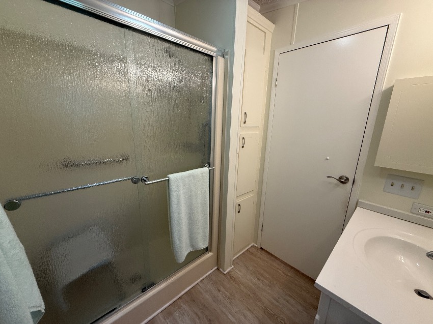 5331 Sherbourne Circle a Sarasota, FL Mobile or Manufactured Home for Sale