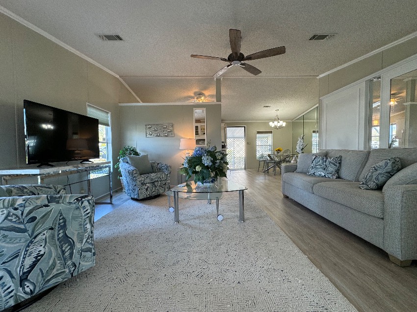 5331 Sherbourne Circle a Sarasota, FL Mobile or Manufactured Home for Sale