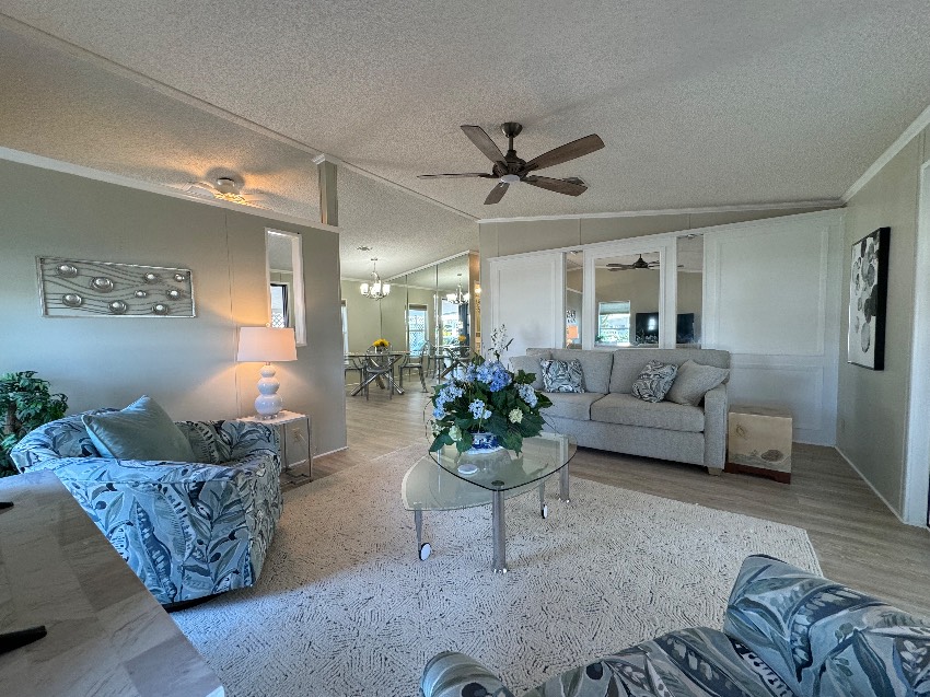 5331 Sherbourne Circle a Sarasota, FL Mobile or Manufactured Home for Sale