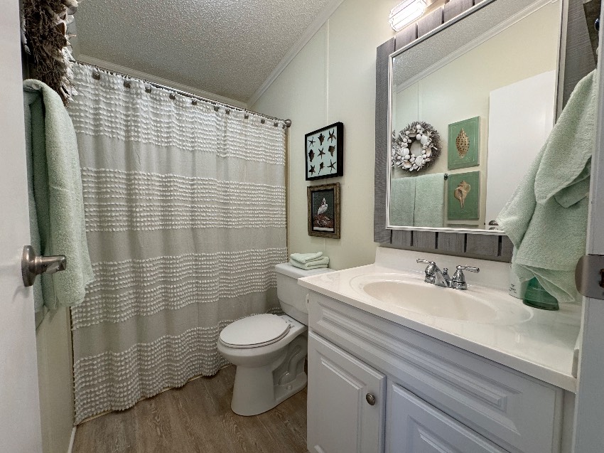5331 Sherbourne Circle a Sarasota, FL Mobile or Manufactured Home for Sale