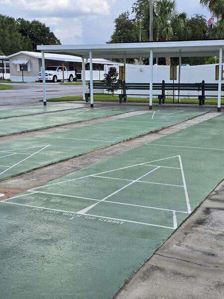 17 Leisure Dr a Auburndale, FL Mobile or Manufactured Home for Sale