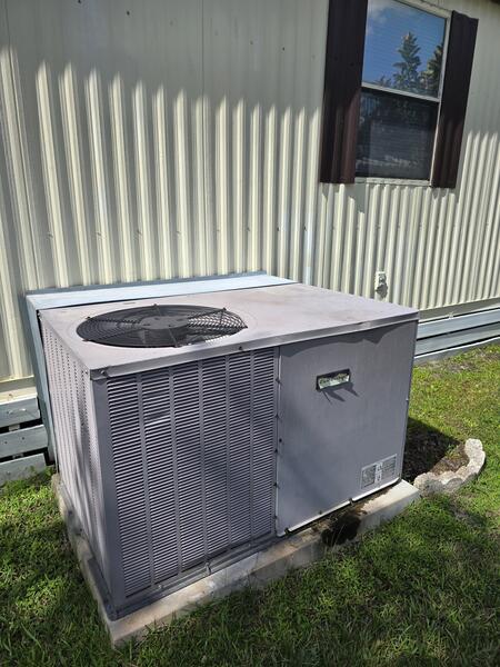 17 Leisure Dr a Auburndale, FL Mobile or Manufactured Home for Sale