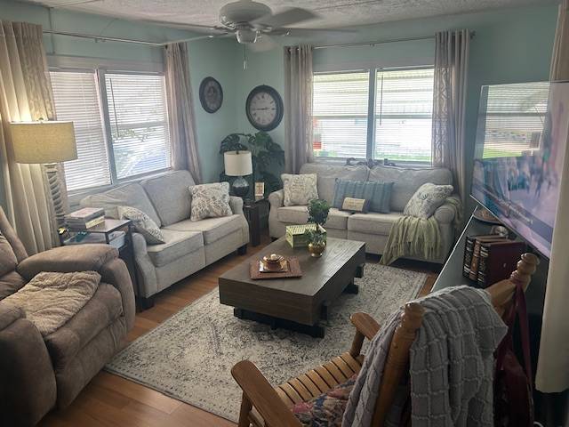 799 Klosterman Rd #64 a Tarpon Springs, FL Mobile or Manufactured Home for Sale