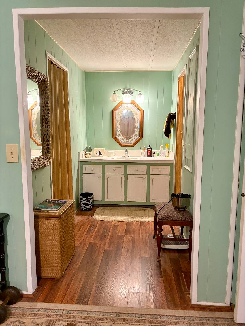 935 Desirade a Venice, FL Mobile or Manufactured Home for Sale