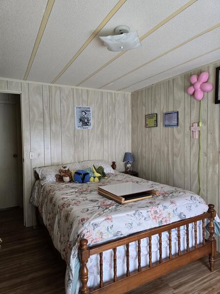 5506 Eugene Street a Zephyrhills, FL Mobile or Manufactured Home for Sale