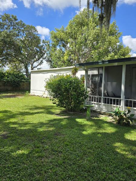5506 Eugene Street a Zephyrhills, FL Mobile or Manufactured Home for Sale