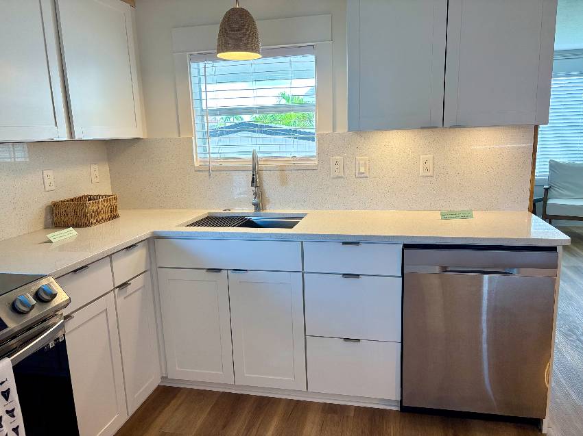 900 Bonaire W a Venice, FL Mobile or Manufactured Home for Sale