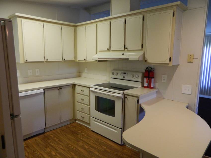 2425 Harden Blvd #84 a Lakeland, FL Mobile or Manufactured Home for Sale