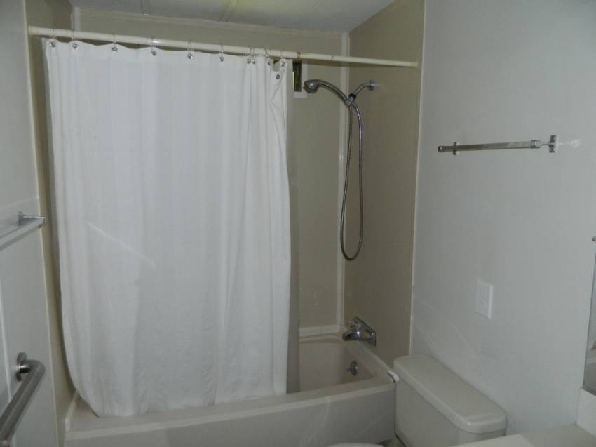 2425 Harden Blvd #84 a Lakeland, FL Mobile or Manufactured Home for Sale