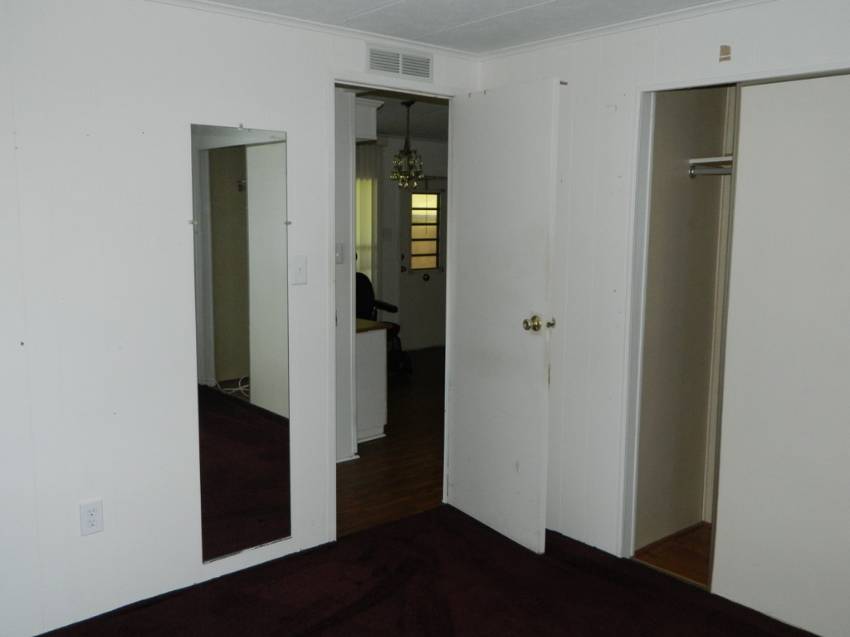 2425 Harden Blvd #84 a Lakeland, FL Mobile or Manufactured Home for Sale
