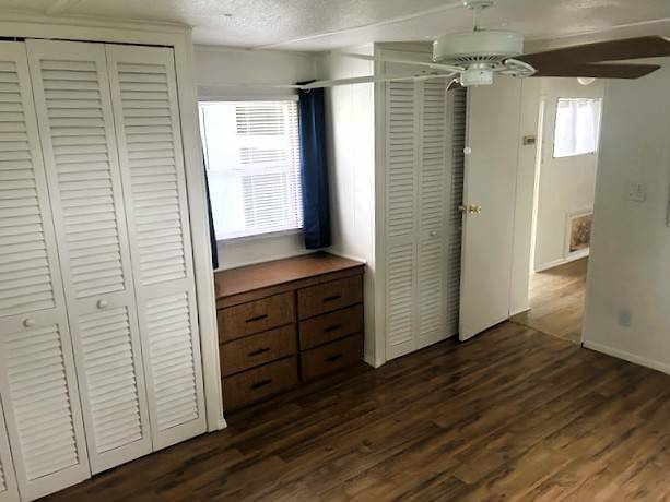 16416 Us Hwy 19 N #511 a Clearwater, FL Mobile or Manufactured Home for Sale