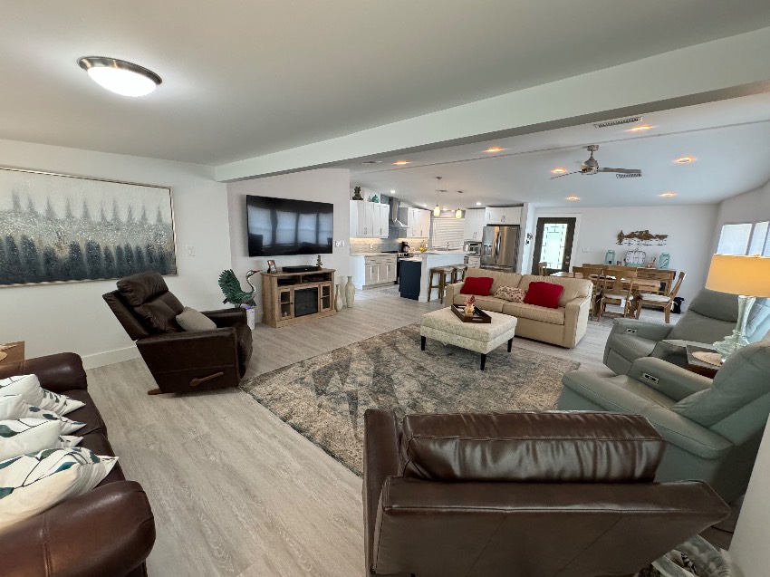 5207 Wellfleet Dr. S. a Sarasota, FL Mobile or Manufactured Home for Sale