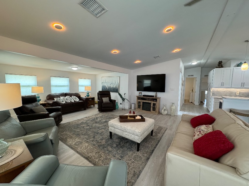 5207 Wellfleet Dr. S. a Sarasota, FL Mobile or Manufactured Home for Sale
