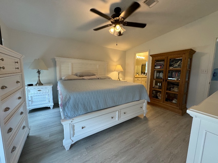 5207 Wellfleet Dr. S. a Sarasota, FL Mobile or Manufactured Home for Sale