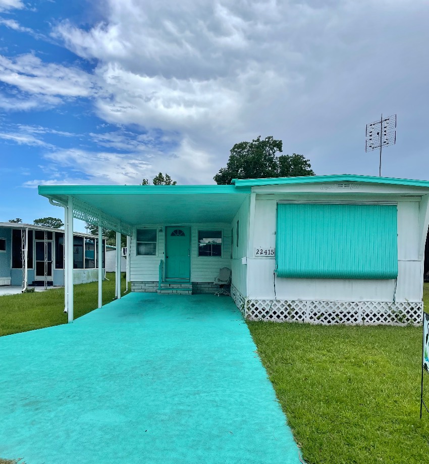 22415 Victory Drive a Brooksville, FL Mobile or Manufactured Home for Sale