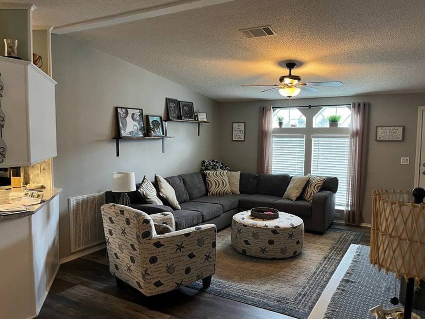 1513 Aberdeen Lane a Winter Haven, FL Mobile or Manufactured Home for Sale