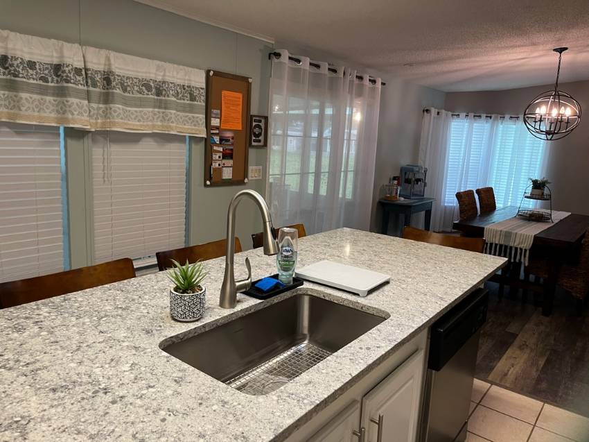 1513 Aberdeen Lane a Winter Haven, FL Mobile or Manufactured Home for Sale