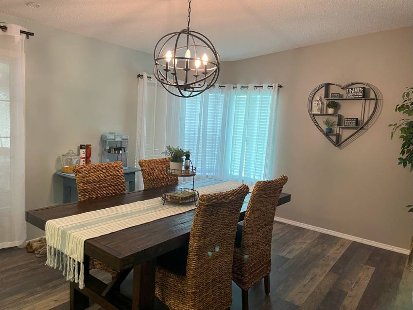 1513 Aberdeen Lane a Winter Haven, FL Mobile or Manufactured Home for Sale