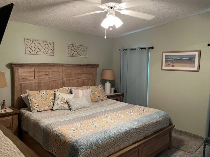 1513 Aberdeen Lane a Winter Haven, FL Mobile or Manufactured Home for Sale