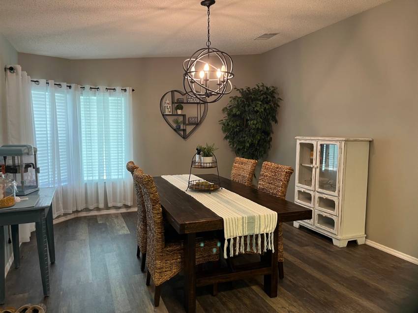 1513 Aberdeen Lane a Winter Haven, FL Mobile or Manufactured Home for Sale