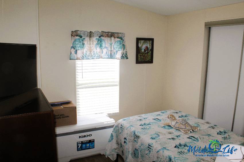 5952 Utopia Dr a Zephyrhills, FL Mobile or Manufactured Home for Sale