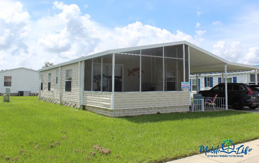 5952 Utopia Dr a Zephyrhills, FL Mobile or Manufactured Home for Sale