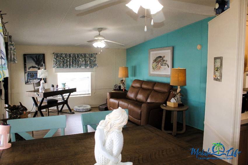 5952 Utopia Dr a Zephyrhills, FL Mobile or Manufactured Home for Sale