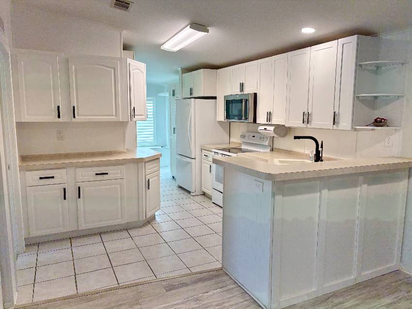 919 Desirade W a Venice, FL Mobile or Manufactured Home for Sale