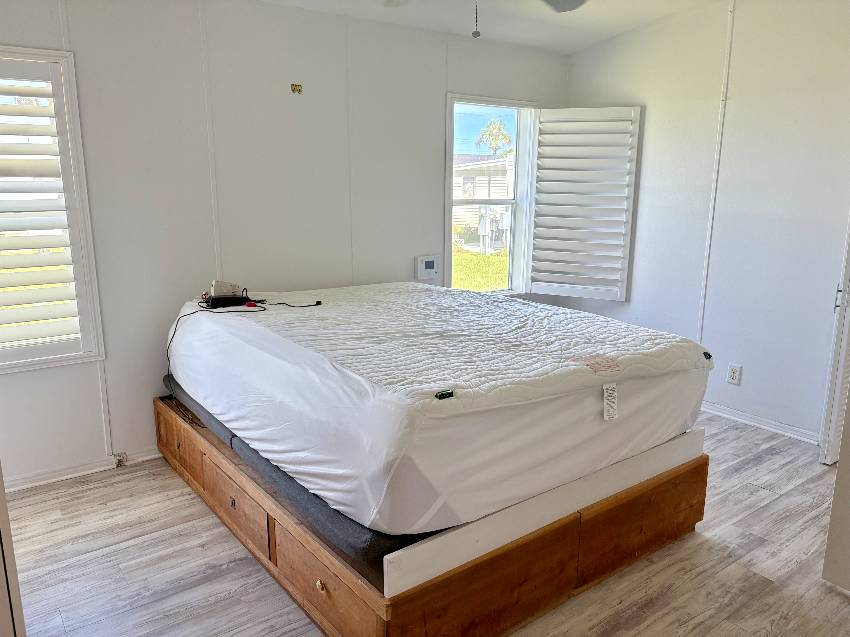 919 Desirade W a Venice, FL Mobile or Manufactured Home for Sale