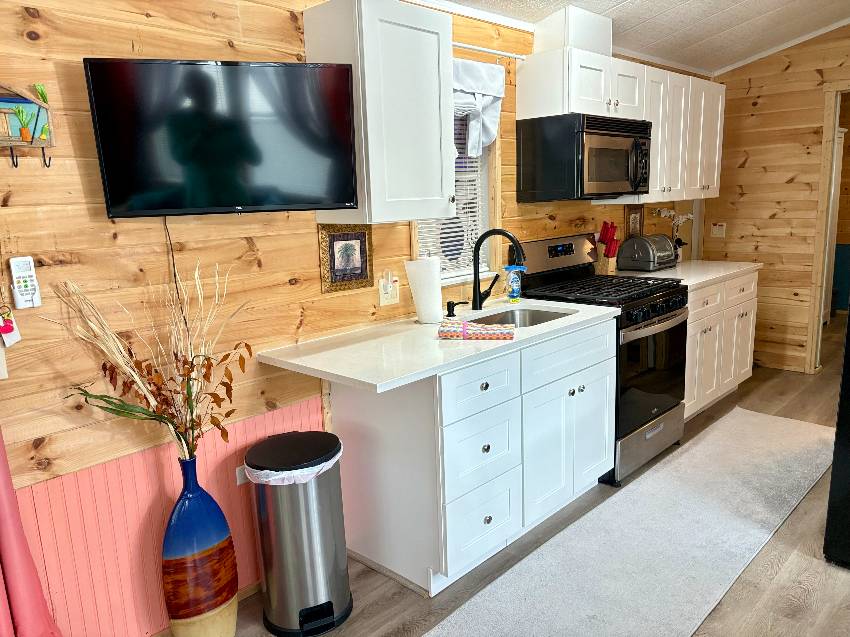 1300 N River Rd Lot R29 a Venice, FL Mobile or Manufactured Home for Sale