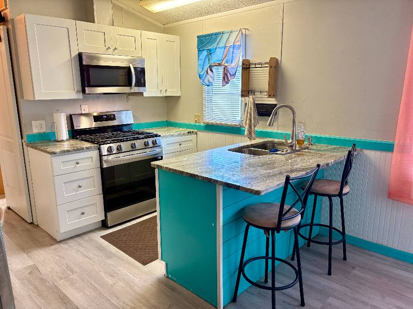1300 N River Rd Lot R30 a Venice, FL Mobile or Manufactured Home for Sale