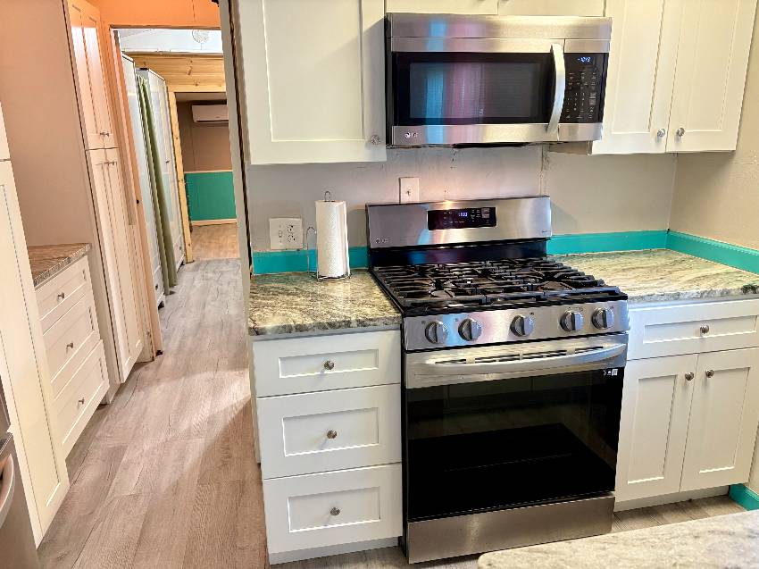 1300 N River Rd Lot R30 a Venice, FL Mobile or Manufactured Home for Sale