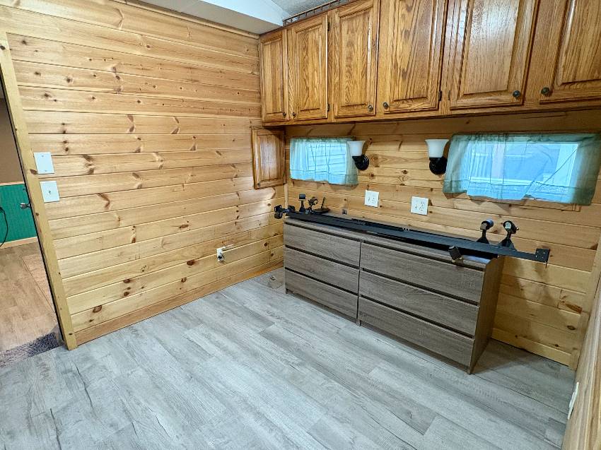 1300 N River Rd Lot R30 a Venice, FL Mobile or Manufactured Home for Sale