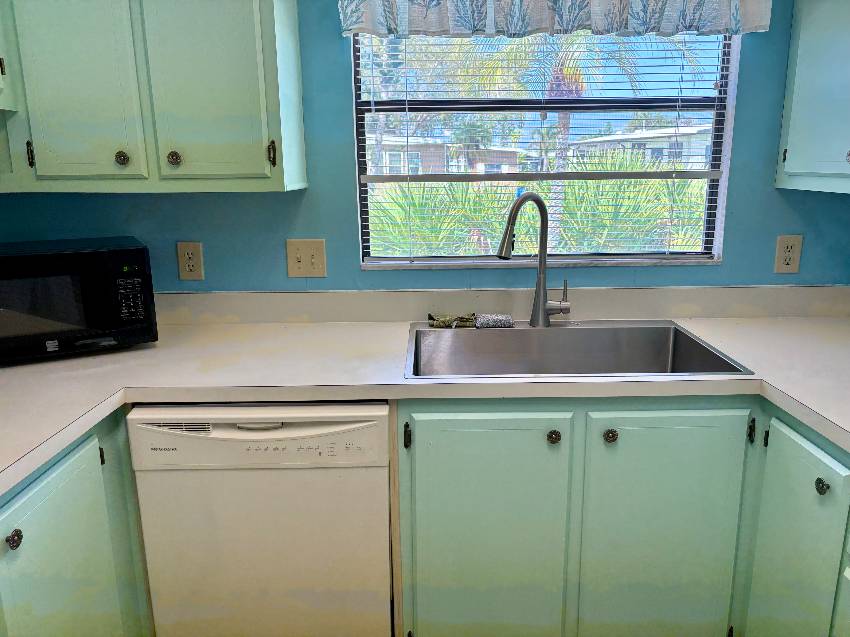 1193 S Indies Circle a Venice, FL Mobile or Manufactured Home for Sale