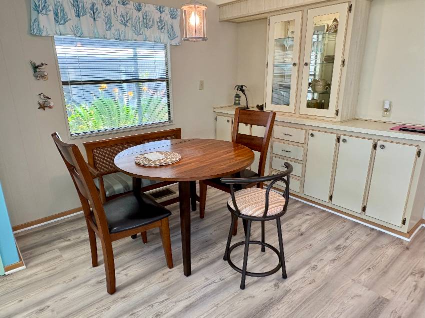 1193 S Indies Circle a Venice, FL Mobile or Manufactured Home for Sale