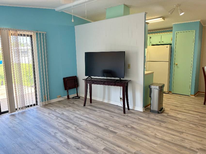 1193 S Indies Circle a Venice, FL Mobile or Manufactured Home for Sale