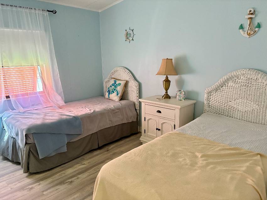1193 S Indies Circle a Venice, FL Mobile or Manufactured Home for Sale