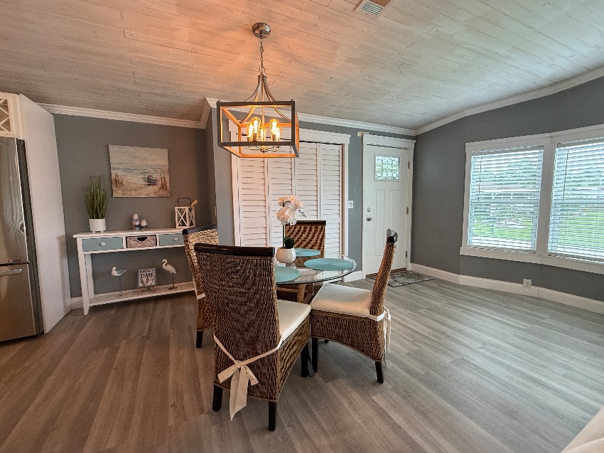 5718 Scarborough Ln a Sarasota, FL Mobile or Manufactured Home for Sale