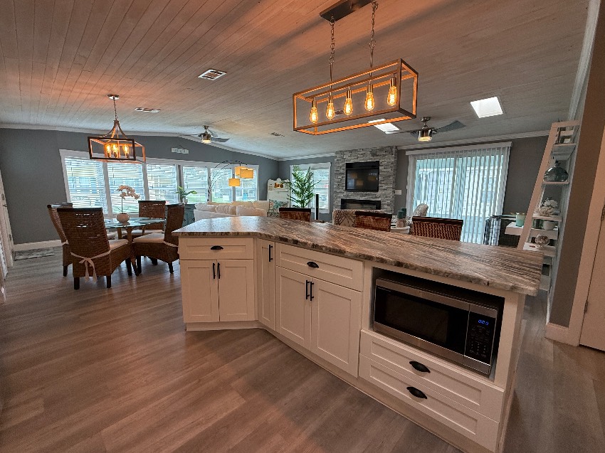 5718 Scarborough Ln a Sarasota, FL Mobile or Manufactured Home for Sale
