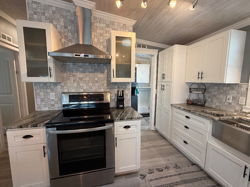 5718 Scarborough Ln a Sarasota, FL Mobile or Manufactured Home for Sale