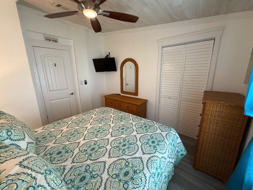 5718 Scarborough Ln a Sarasota, FL Mobile or Manufactured Home for Sale