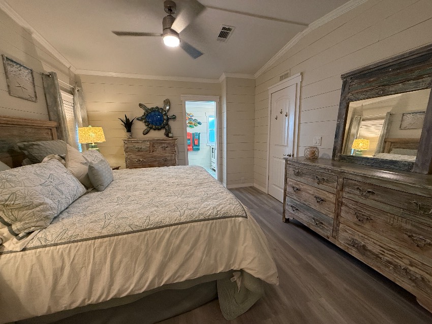 5718 Scarborough Ln a Sarasota, FL Mobile or Manufactured Home for Sale