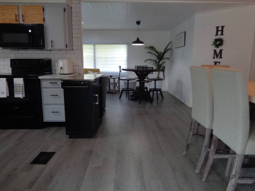 705 Stokely Ln a Lakeland, FL Mobile or Manufactured Home for Sale