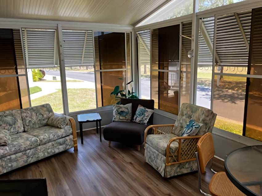 2115 Sawgrass Lane a Ruskin, FL Mobile or Manufactured Home for Sale